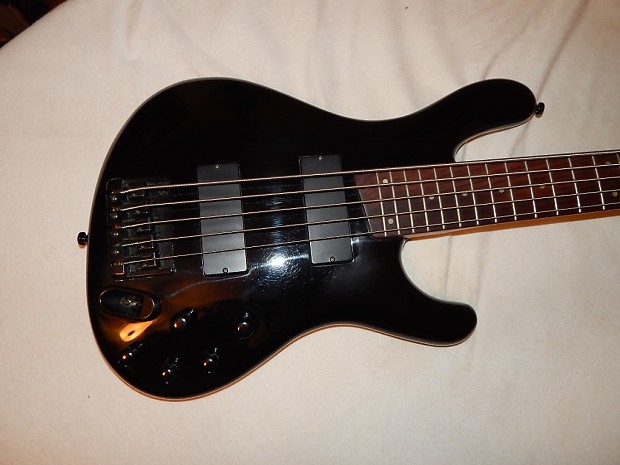 Ibanez shop edb 405