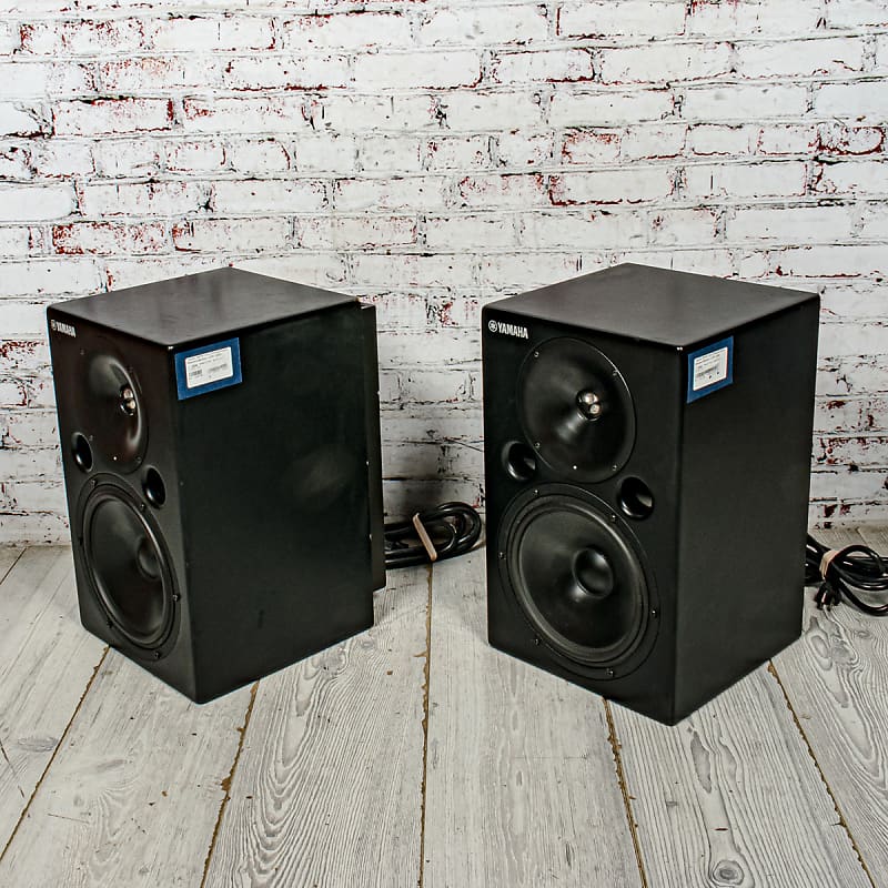 Yamaha - MSP10 - Pair of Powered Studio Reference Monitors Yamaha - MSP10 - Pair of Powered Studio Reference Monitors