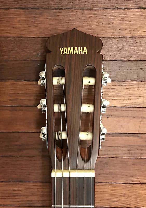 Vintage 1960s Yamaha NO. G-160 Nippon Gakki Classical Acoustic