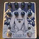EarthQuaker Devices Avalanche Run Stereo Delay & Reverb with Tap Tempo V2
