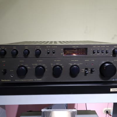 Technics SU-8099K Stereo Amplifier Operational Good Condition image 1