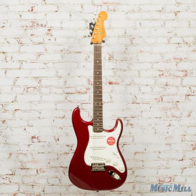 Squier Classic Vibe 60's Stratocaster Electric Guitar Candy Apple Red image 2