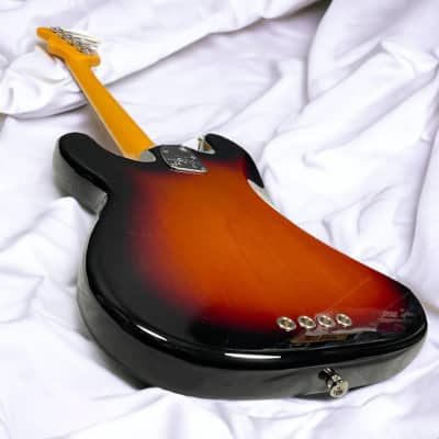 Fender AM Pro II Precision, 3-Tone Sunburst w/ Rosewood *IN STOCK* image 4