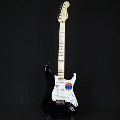 Fender Eric Clapton Stratocaster Maple Fingerboard Black 2022 (US22023462) image 3