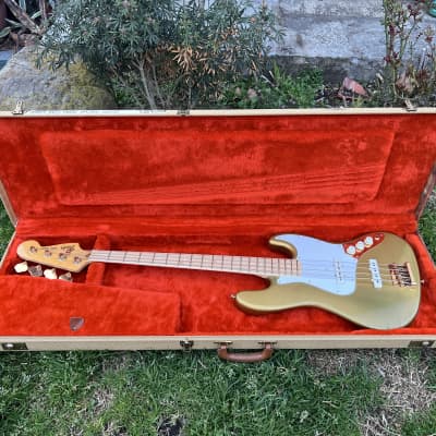 1981 Fender Collector's Series Jazz Bass - Atzec Gold - OHSC image 17