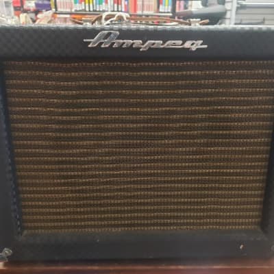 Ampeg J-12-D Jet 2-Channel 20-Watt 1x12