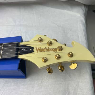 Washburn PT60 PT-60 Flying V Guitar with Case | Reverb