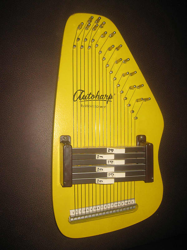 Oscar Schmidt Autoharp Easy Chord Child Size with Tote Reverb