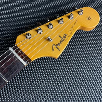 Fender American Vintage II 1961 Stratocaster, Rosewood Fingerboard- Olympic White (V2318950) image 9