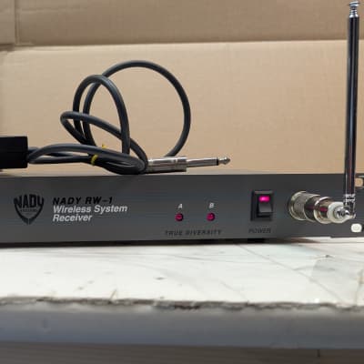 NADY True Diversity RW-1 Rack-mountable Wireless Receiver and GT-20 Guitar Transmitter pack pair Channel A, 1990's - Gray image 3