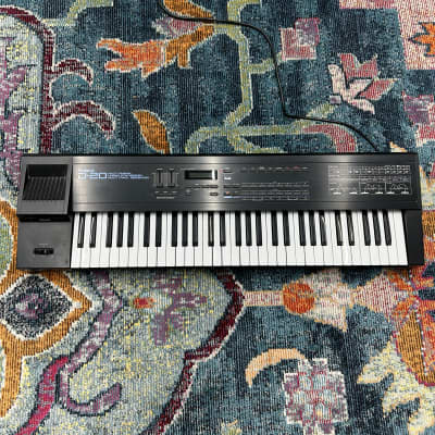 Roland D-20 61-Key Multi-Timbral Linear Synthesizer / Multitrack Sequencer Black