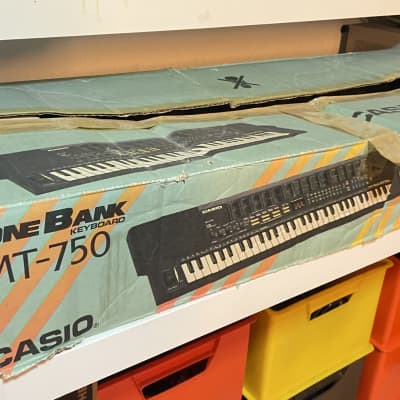 Casio Tonebank MT-750