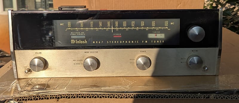 McIntosh MR 67 1963-1968 - Glass and alloy  			