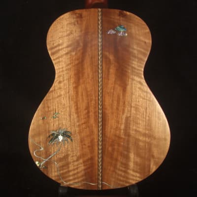 Bruce Wei Solid Spruce, Curly Maple Tenor Ukulele, Coconut Inlay, UG17-3025 for sale
