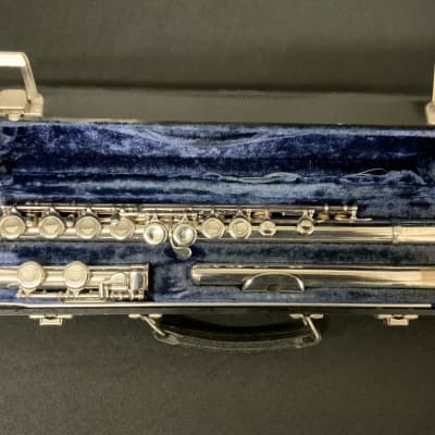 Armstrong 104 Student Model Flute With New Pads image 3