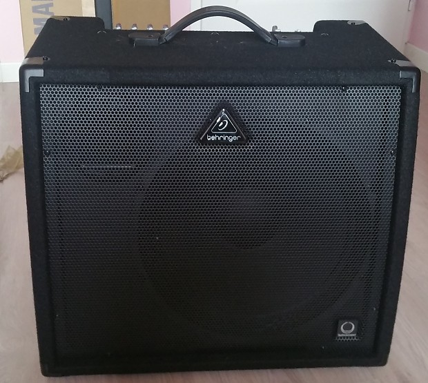 Behringer Behringer Ultratone KXD15 600W 15" Keyboard Amp Reverb