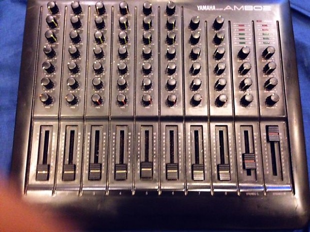 YAMAHA AM802 アナログミキサー YAMAHA AM802 line mixer 8-2 PA system digital signal