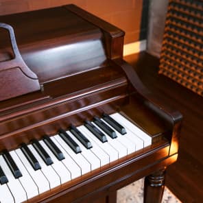 Wurlitzer 720A Electronic Piano Tube Driven Mahogany Reverb