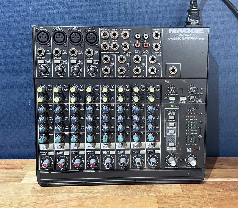 【動作良好】MACKIE 1202-VLZPRO ミキサー Mackie 1202 VLZ Pro 12-Channel Mic / Line Mixer | Reverb Canada