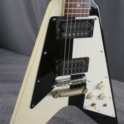 1982-1983 Fernandes/Burny FV-85MS Michael Schenker Flying V MIJ Vintage  Guitar “Black u0026 White”