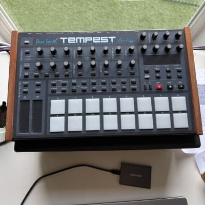 Dave Smith Instruments Tempest 6-Voice Drum Machine 2011 - 2018 - Black with Wood Sides