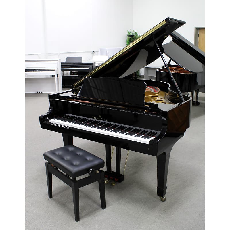 Young Chang Grand Piano 6'1 Black Polish image 1
