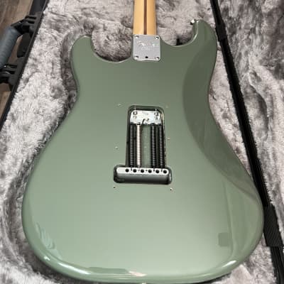 Fender American Professional II Stratocaster with Maple Fretboard 2020 - Present - Mystic Surf Green image 4