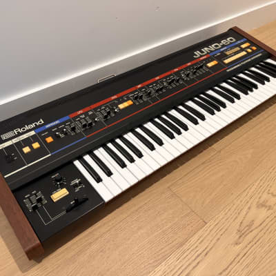 Roland Juno-60 61-Key Polyphonic Synthesizer 1982 - 1984 - Black