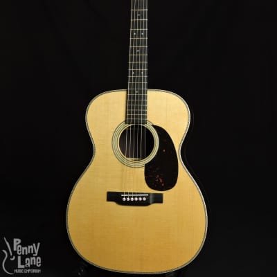 Martin 000-28 Modern Deluxe Acoustic OOO Guitar with Case image 1