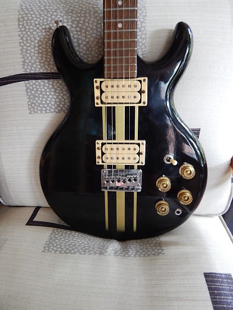 Cort double best sale cutaway
