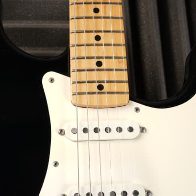 Fender Standard Stratocaster with Maple Fretboard 1983 - Black image 4