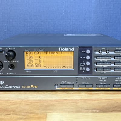 [Excellent] Roland SC-88 Pro Classic Desktop Synth