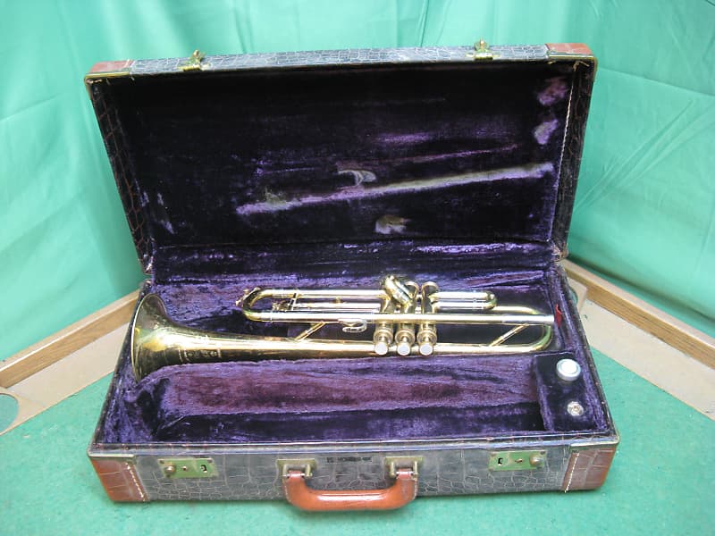 Besson 810 Trumpet England Refurbished Case & Besson 6A Reverb