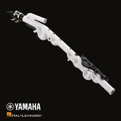 Yamaha Venova Soprano with Method Book Bundle Pack image 7