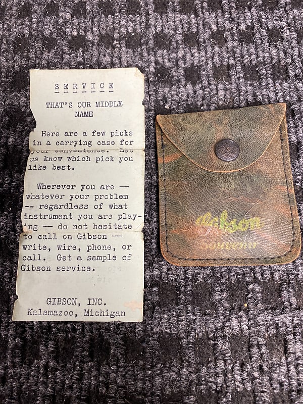 1930-40’s prewar Gibson Souvenir Pick Pouch | Reverb