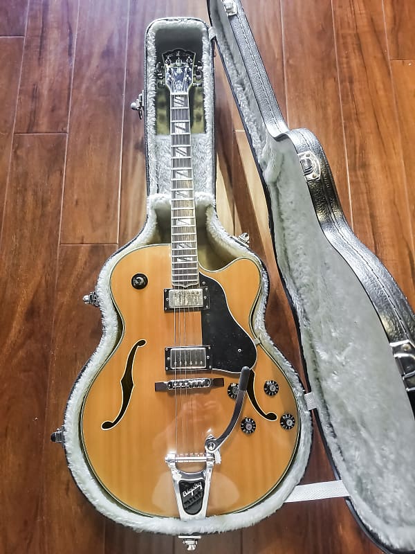 Washburn J6S Natural w/ USA Bigsby, Grover Locking Tuners, Reverb