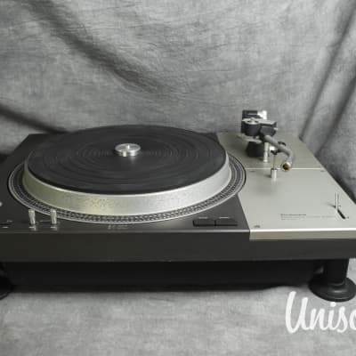 Technics SL-1100 Direct Drive Record Player Turntable in Very Good Condition image 4