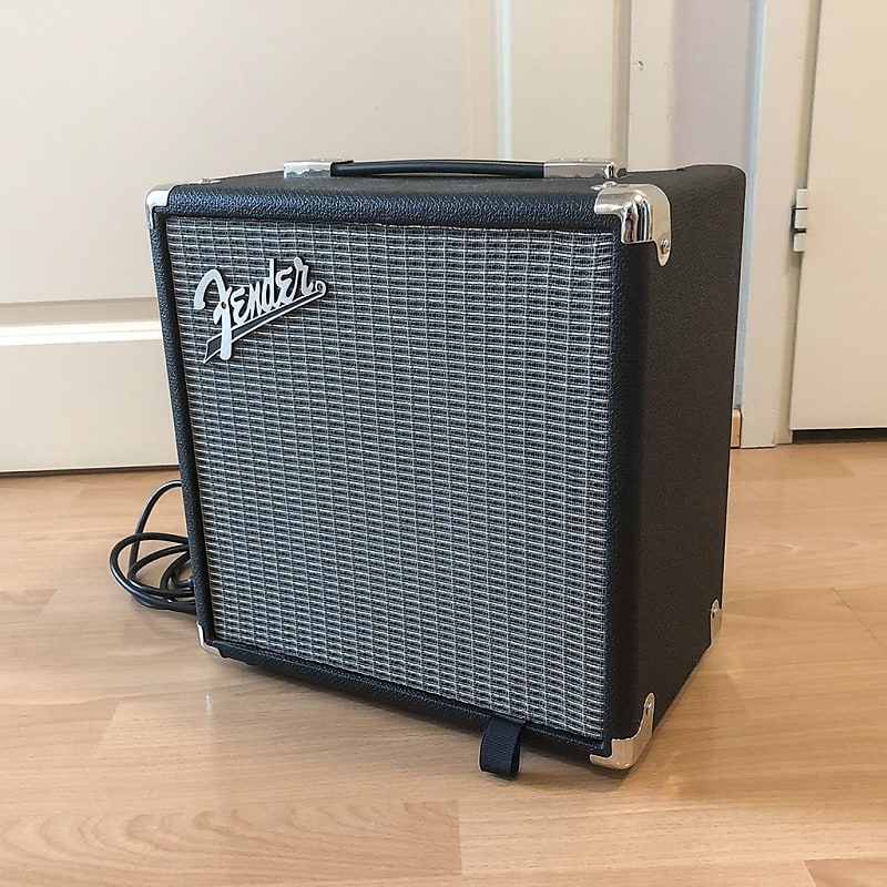 Fender Rumble 15 15-Watt 1x8" Bass Combo image 1