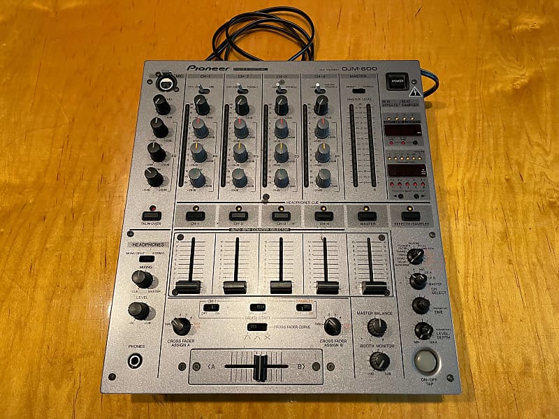 Pioneer DJM 600 2008 - Silver