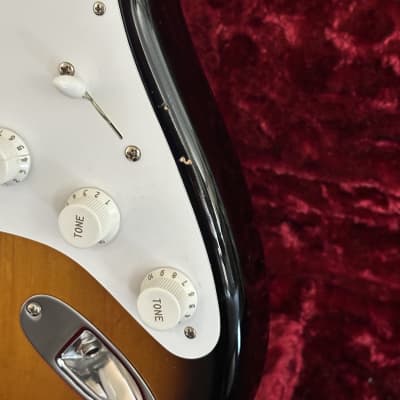 Fender 60th Anniversary American Vintage '54 Stratocaster 2014 - 2-Color Sunburst image 5