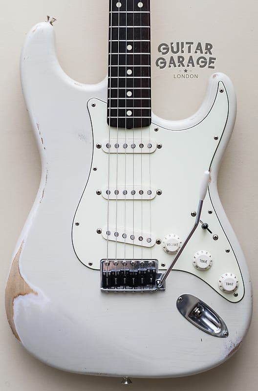 Fender Japan 62 Custom Relic Vintage Reissue White Nitro Stratocaster  guitar MIJ - STUNNING!