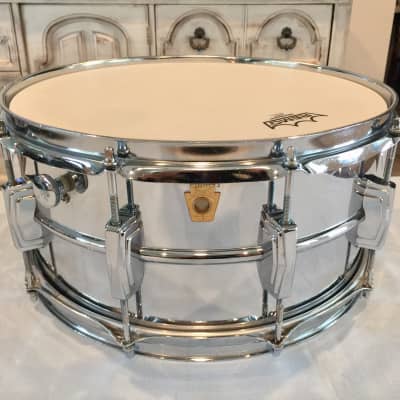 Vintage 1960s Ludwig 14x6.5 Supraphonic LM402 Seamless Aluminum