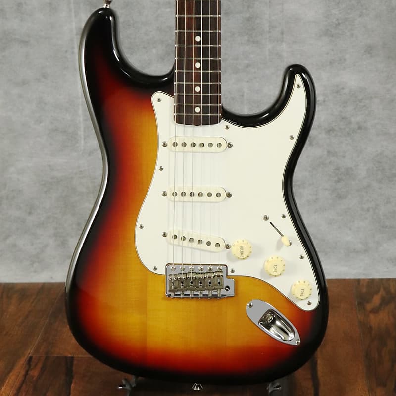 Fender Japan ST62-US 3-Tone Sunburst (11/06)