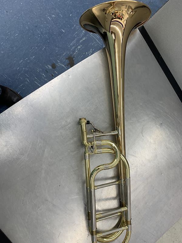 Eastman ETB432G f trigger trombone with case exc shape Reverb