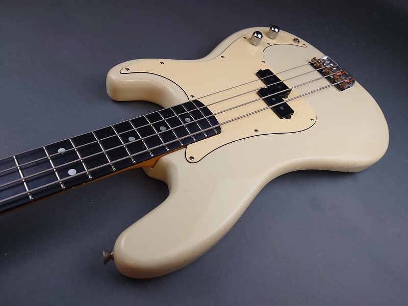 Navigator ESPIONAGE BASS PB Type Fretless - Geek IN Box