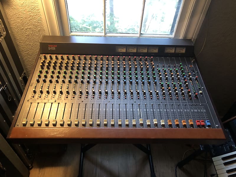 TASCAM M320 Reverb