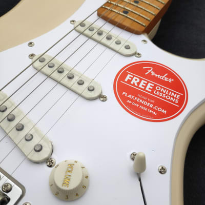 Squier Classic Vibe '50s Stratocaster with Maple Fretboard White Blonde image 4