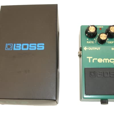 Boss TR-2 Tremolo Guitar Effect Pedal w/ Box for sale