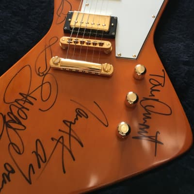 Hamer Tom Dumont Inspired Explorer style (Standard STD) signed by All four members of NO DOUBT! image 5