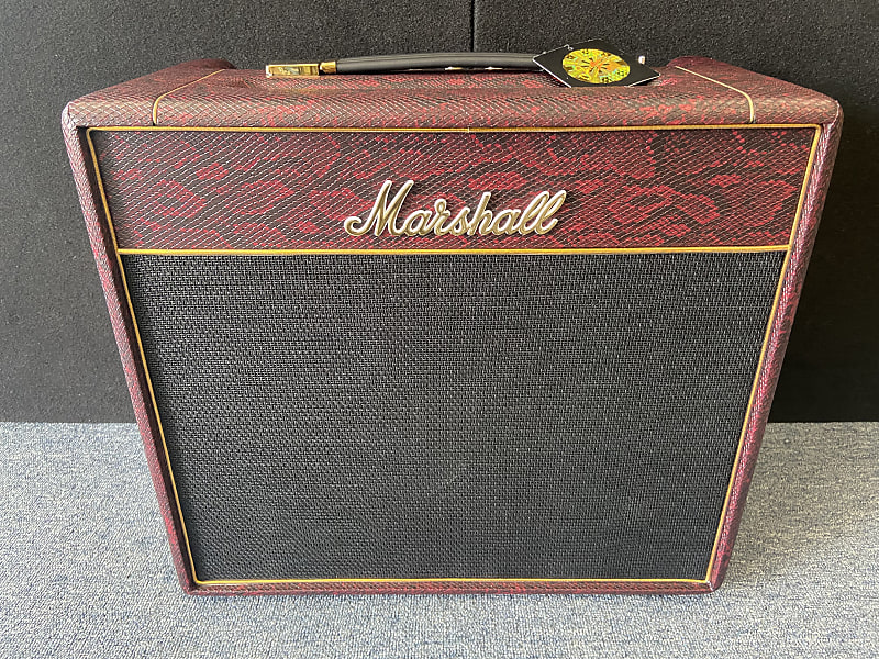 Marshall Limited Edition Black & Red Snakeskin Studio Vintage SV20C 20-Watt  1x10